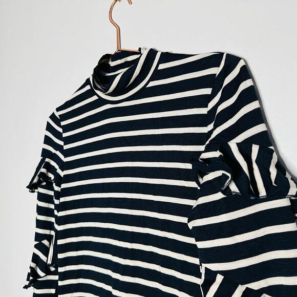 NICHOLAS Black White Wool Spiral Striped Turtleneck Long Sleeves Top Size US 2 - Picture 4 of 11